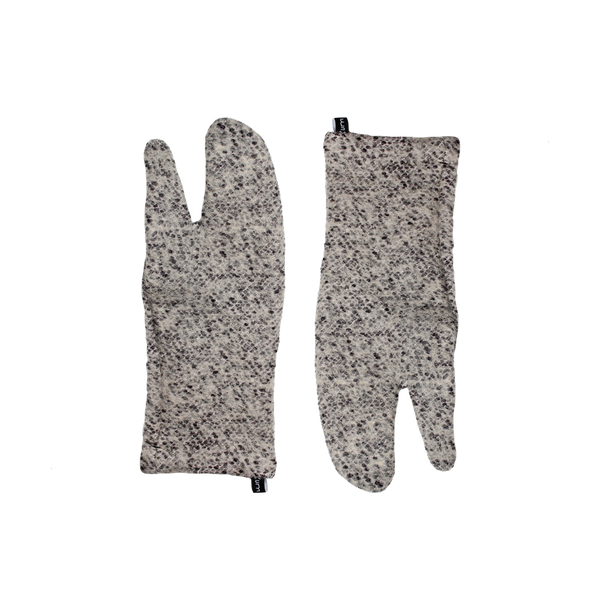 boucle wool tabi gloves