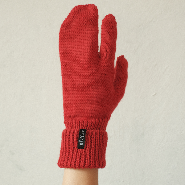 single red tabi mitten