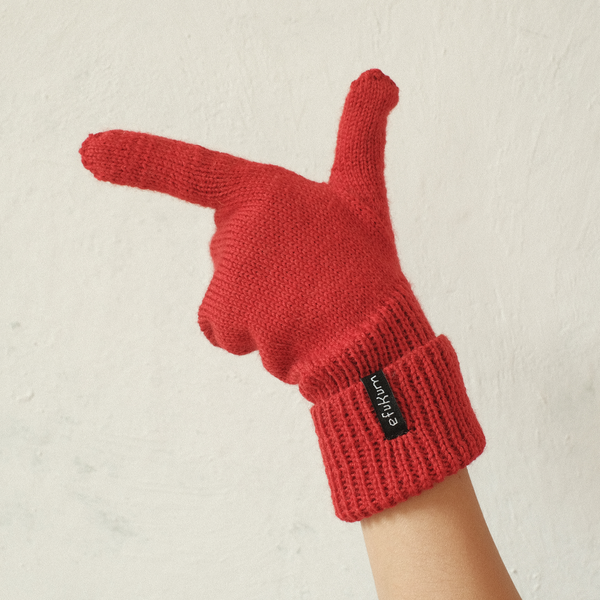 single red tabi mitten