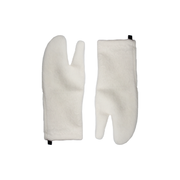 white wool tabi gloves