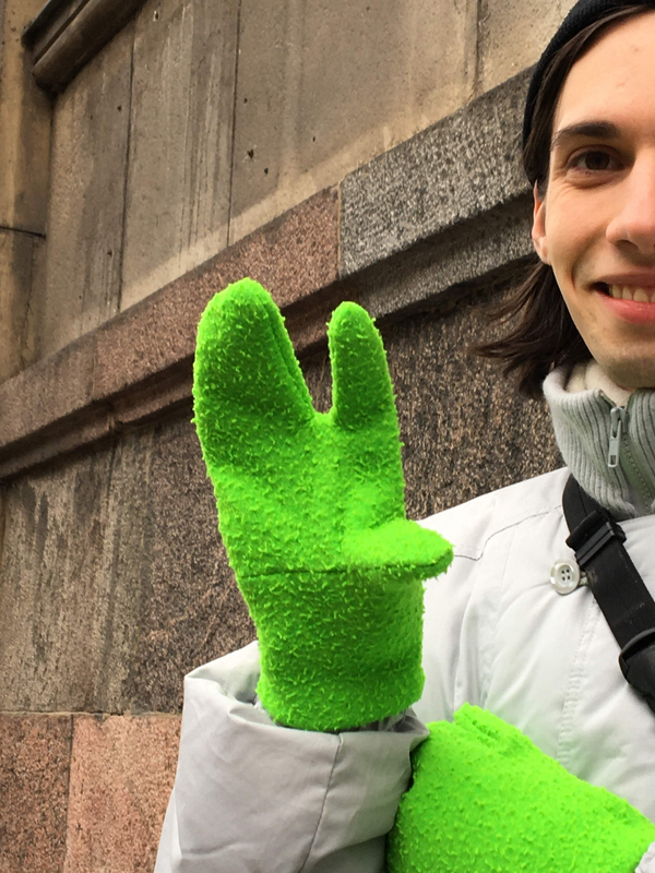 green tabi gloves