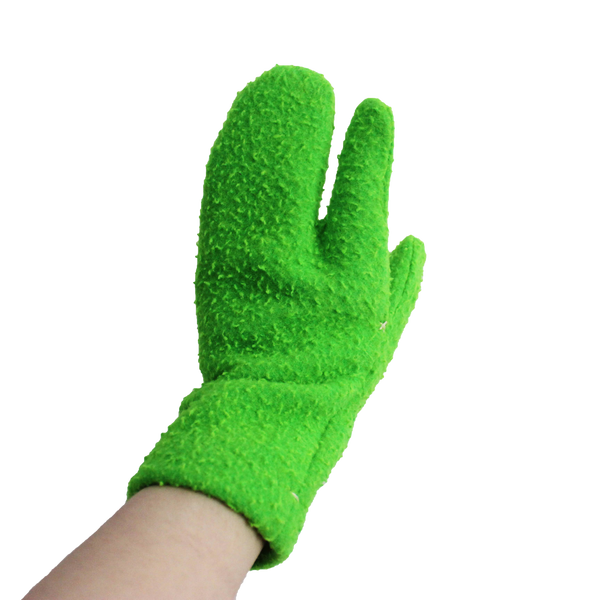 green wool tabi gloves